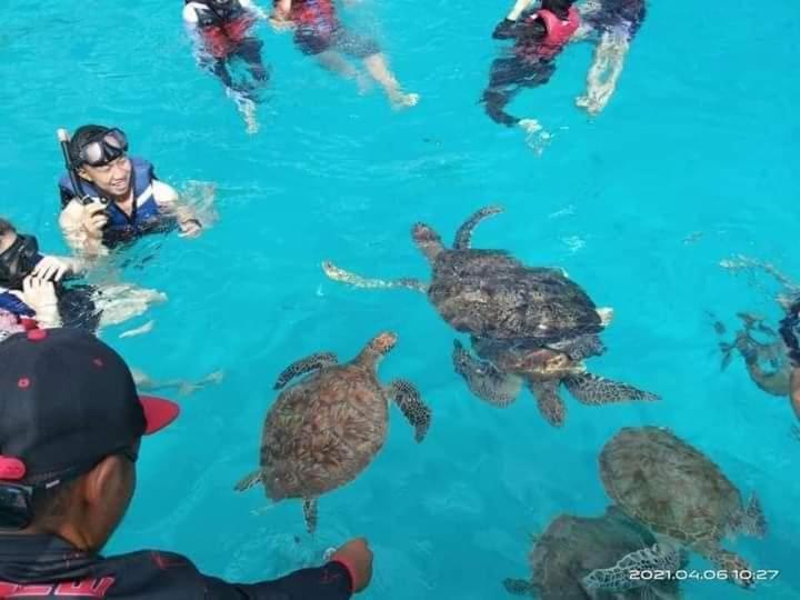 Long Beach Garden Kampung Kuala Besut Bagian luar foto