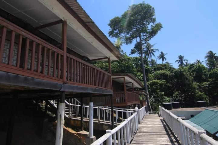 Long Beach Garden Kampung Kuala Besut Bagian luar foto