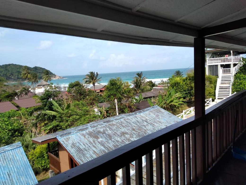 Long Beach Garden Kampung Kuala Besut Bagian luar foto